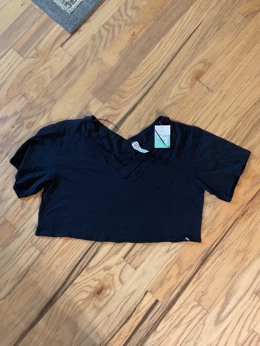 NWT 2pk JoyLab Women's V-Neck Boxy Cropped Short Sleeve Top - Black (Size XL)